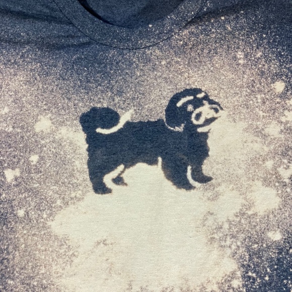 Cute bleach stencil little dog t-shirt - Picture 1 of 3